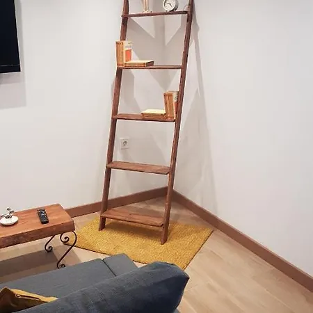 Apartment Aptos Cama Del Rey 2