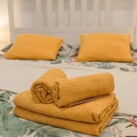 Apartament Aptos Cama Del Rey 2